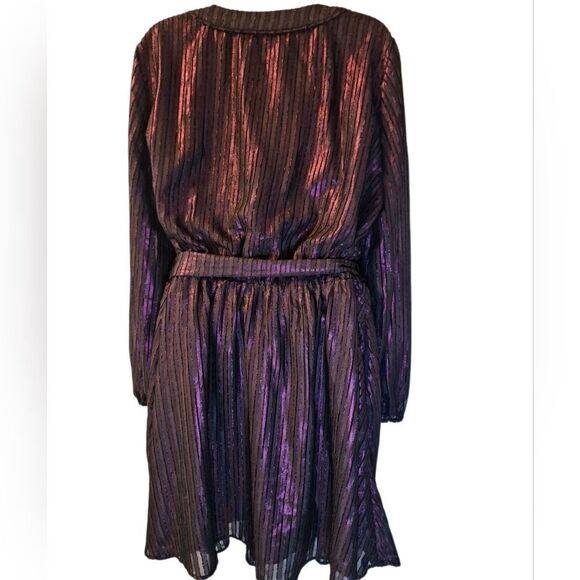 Modcloth Time to Shine metallic purple wrap dress size 2X - Picture 6 of 7